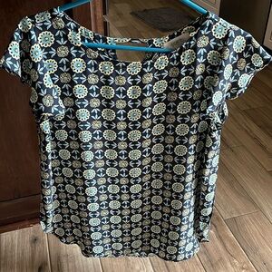 Loft flutter sleeve blouse.